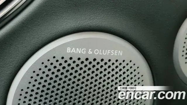 Genesis GV80 2025 — Photo 8/20