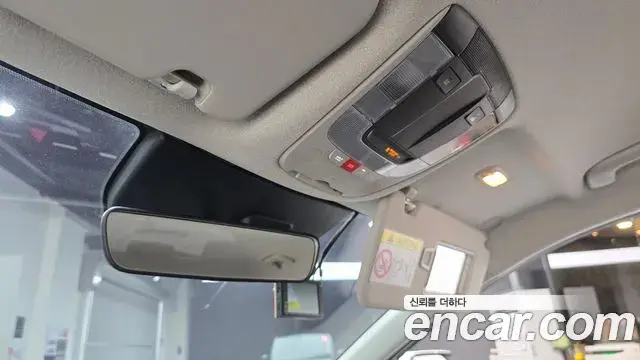 Kia Niro 2022 — Фото 19/20
