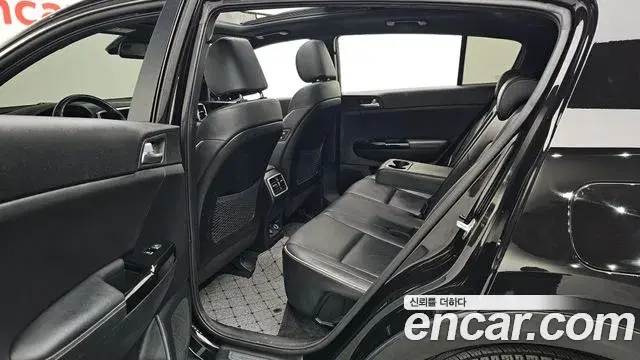 Kia Sportage The Bold 2019 — Фото 12/20
