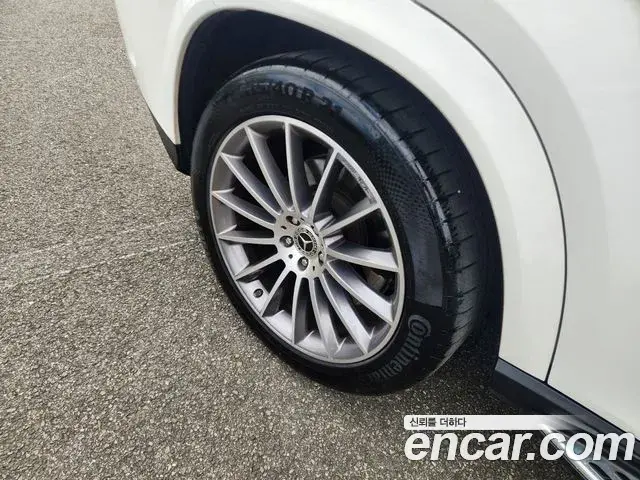 Mercedes-Benz GLE-Class 2023 — Фото 12/20