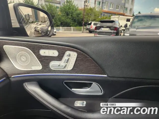 Mercedes-Benz GLE-Class 2023 — Фото 13/20