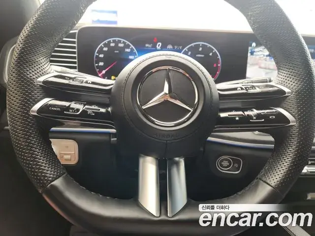 Mercedes-Benz GLE-Class 2023 — Фото 20/20