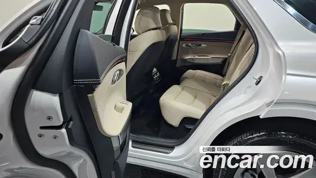 Genesis GV70 2026 — ფოტო 10/31