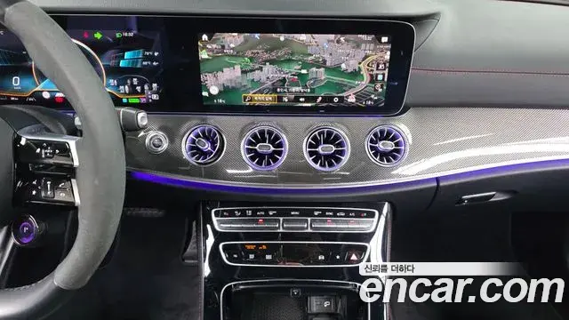 Mercedes-Benz E-Class 2023 — Фото 13/20