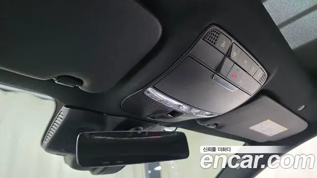 Mercedes-Benz E-Class 2023 — Фото 19/20