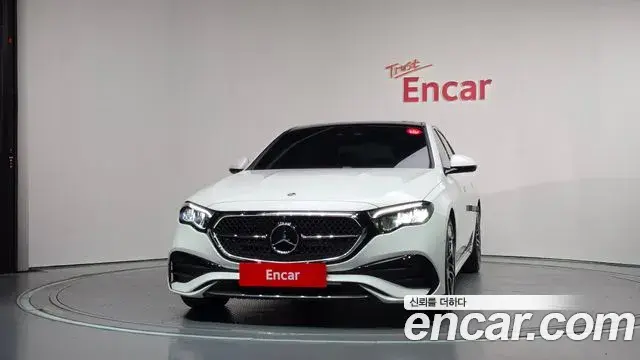 Mercedes-Benz E-Class 2026 — Photo 3/20
