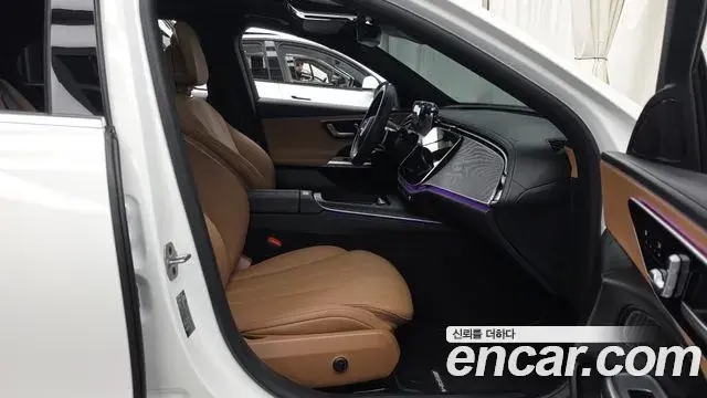 Mercedes-Benz E-Class 2026 — Photo 11/20