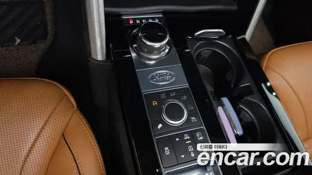 Land Rover Discovery 5 2018 — Фото 9/20