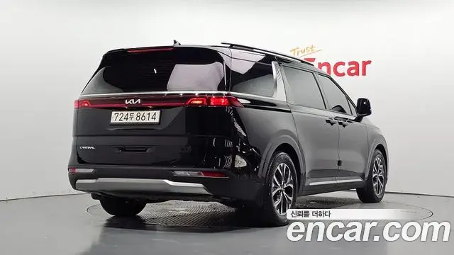 Kia Carnival 2022 — Фото 2/20