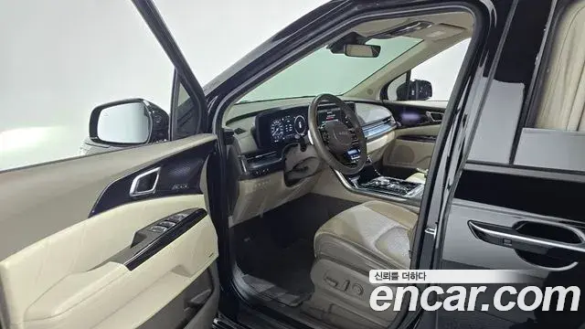 Kia Carnival 2022 — Фото 10/20