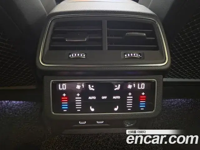 Audi A7 2022 — Фото 19/20