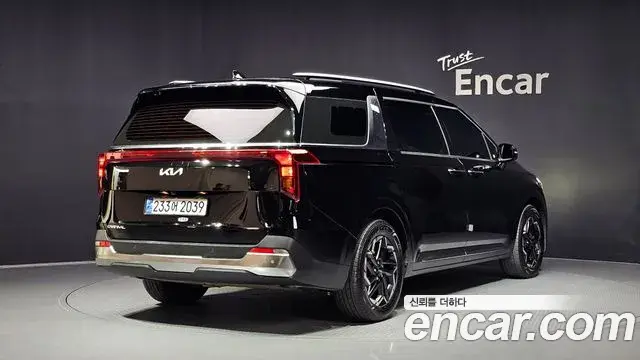 Kia Carnival 2024 — Фото 2/20