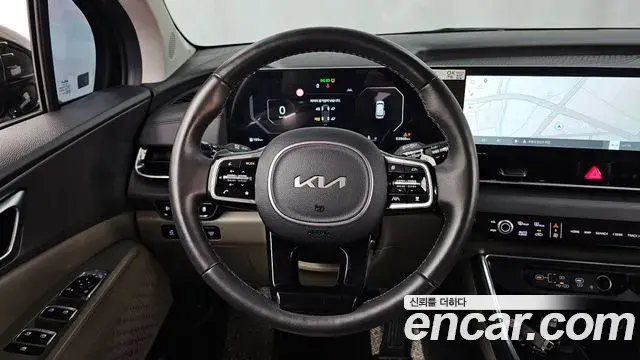 Kia Carnival 2024 — Фото 13/20