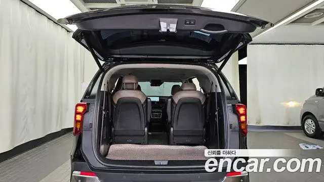 Kia Carnival 2024 — Фото 20/20