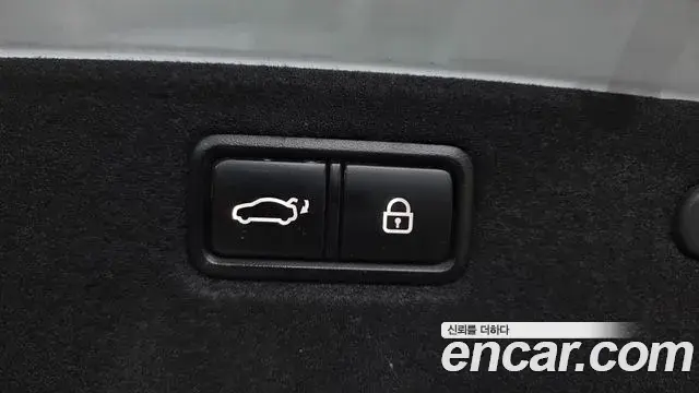 Genesis G70 2019 — Photo 2/37