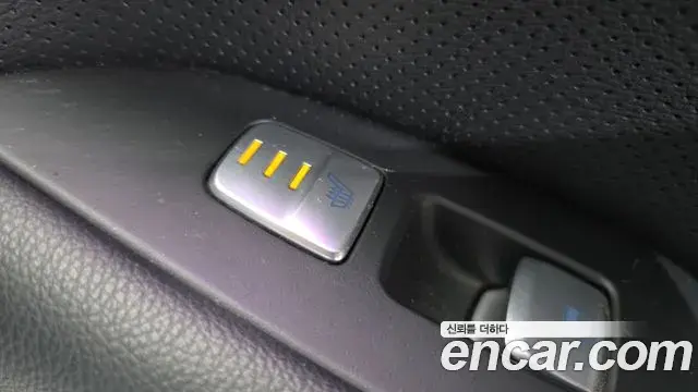 Genesis G70 2019 — Photo 7/37