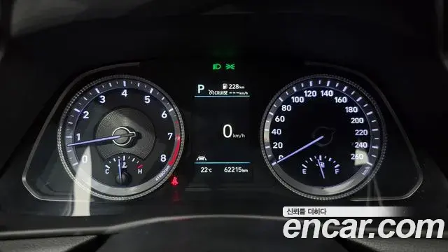 Hyundai Sonata 2021 — Фото 8/20