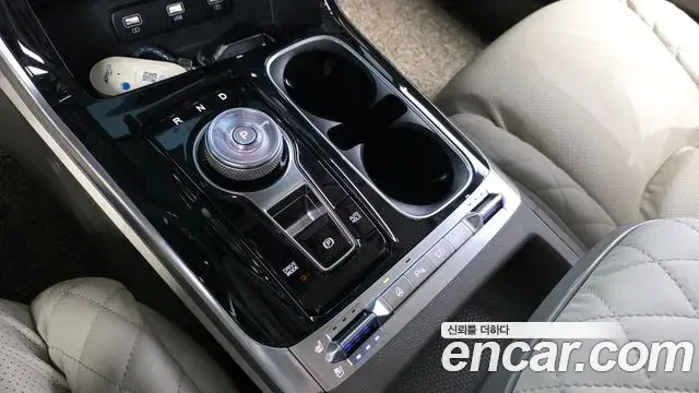 Kia Carnival 2022 — Фото 9/20