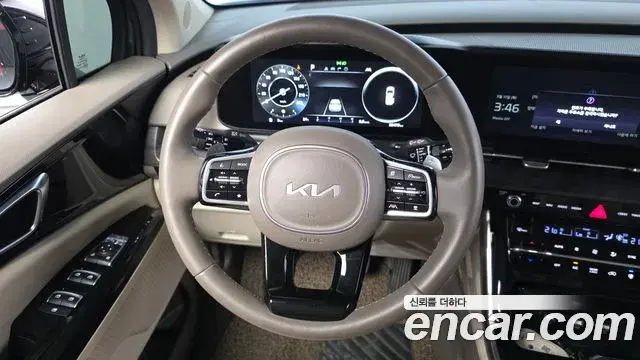 Kia Carnival 2022 — Фото 13/20