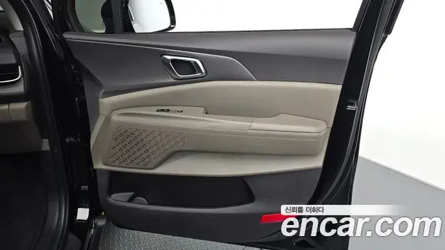 Kia Carnival 2025 — Şəkil 22/30