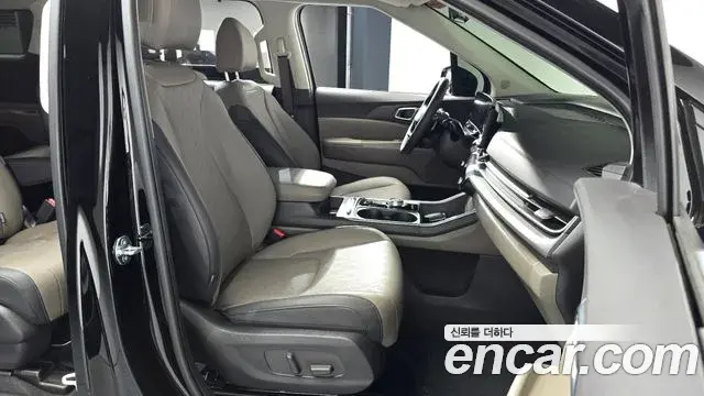 Kia Carnival 2025 — Şəkil 5/30
