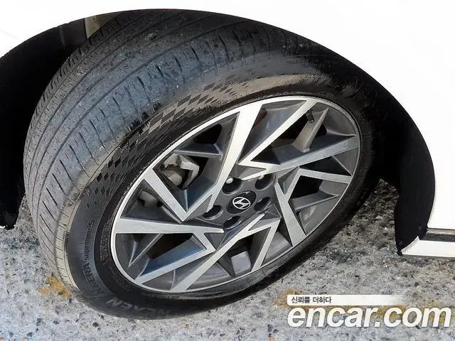 Hyundai Grandeur 2023 — Фото 20/20