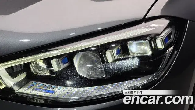 Mercedes-Benz S-Class 2021 — Photo 20/34