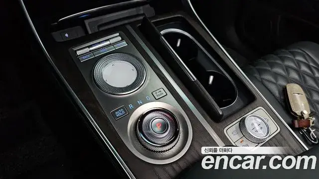 Genesis GV80 2022 — Фото 9/20