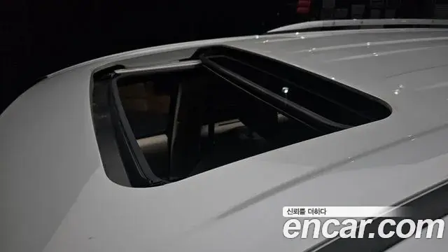 Toyota Sienna 2022 — Şəkil 39/41