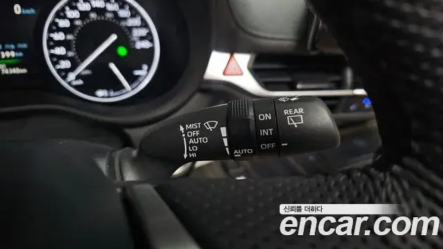 Toyota Sienna 2022 — Şəkil 13/41