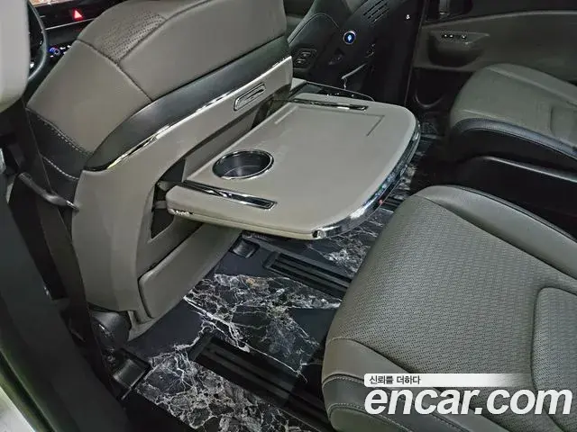 Kia Carnival 2025 — Photo 12/20
