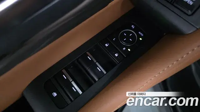 Toyota Alphard 2025 — Şəkil 34/44