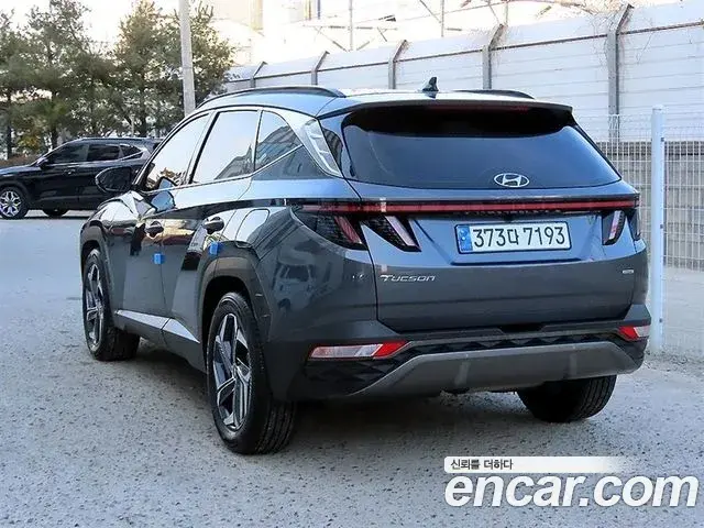 Hyundai The New Tucson 2023 — Фото 1/20