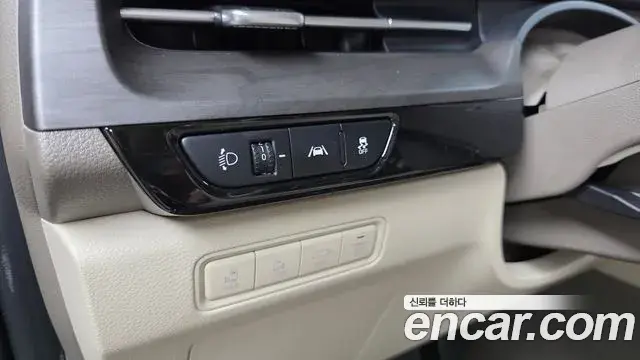 Kia Carnival 2021 — Фото 20/20