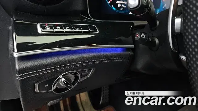 Mercedes-Benz AMG GT 2019 — ფოტო 16/20