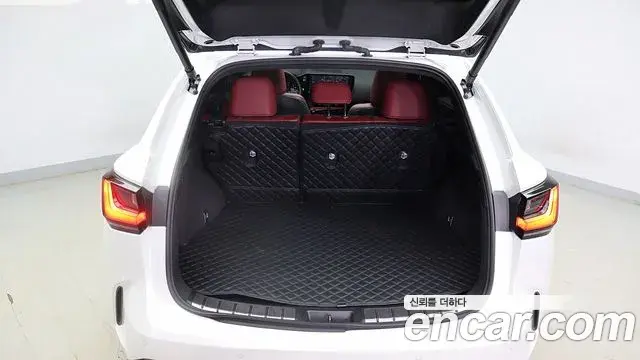 Lexus NX350h 2023 — Photo 8/20