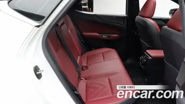 Lexus NX350h 2023 — Photo 16/20