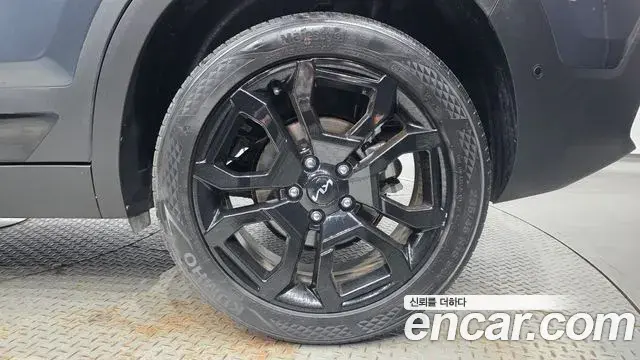 Kia Seltos 2023 — Photo 1/30