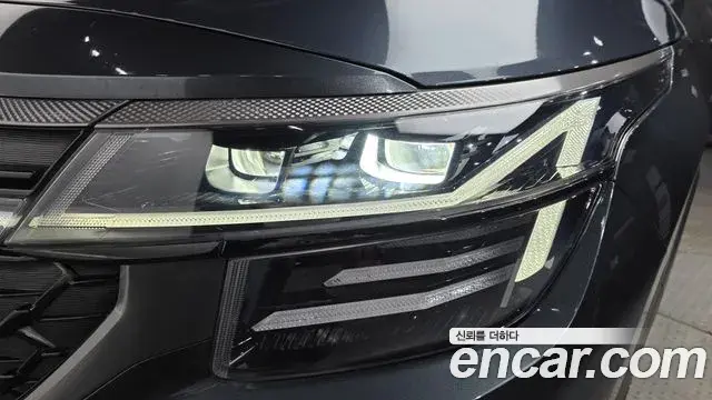 Kia Seltos 2023 — Photo 18/30