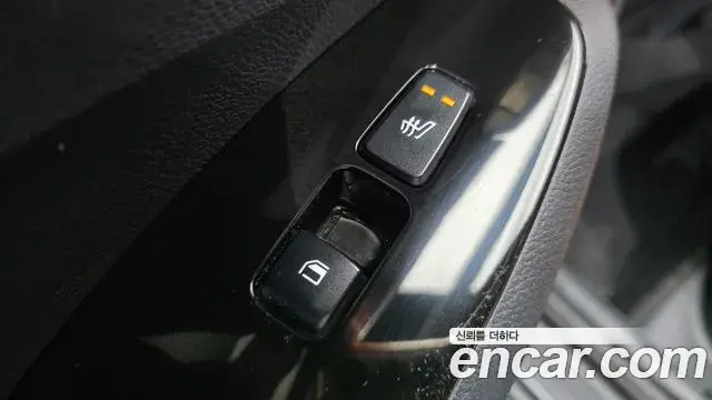 Kia Seltos 2023 — Photo 8/30