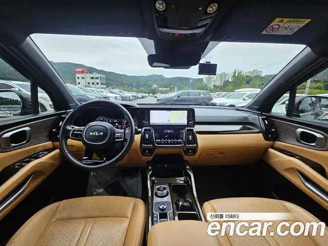 Kia Sorento 2022 — Фото 6/20
