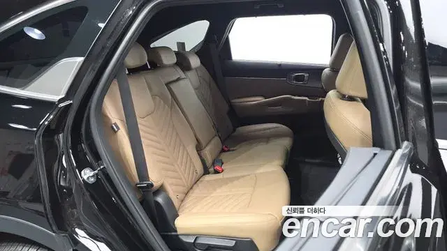 Kia Sorento 2024 — Фото 11/20