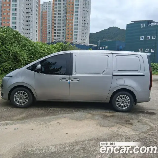 Hyundai Staria 2026 — Фото 18/20