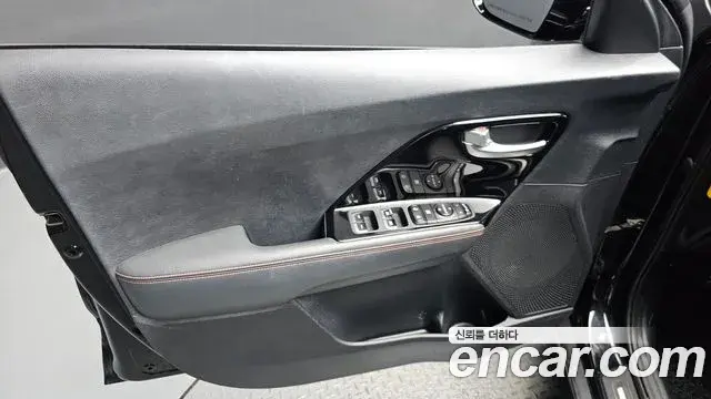 Kia Niro 2019 — Şəkil 3/37