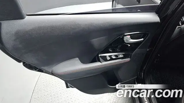 Kia Niro 2019 — Şəkil 5/37