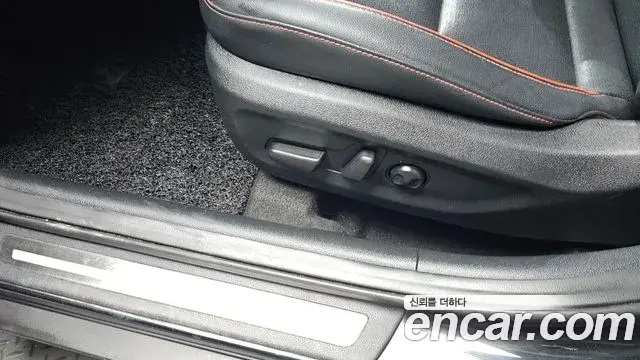 Kia Niro 2019 — Şəkil 22/37