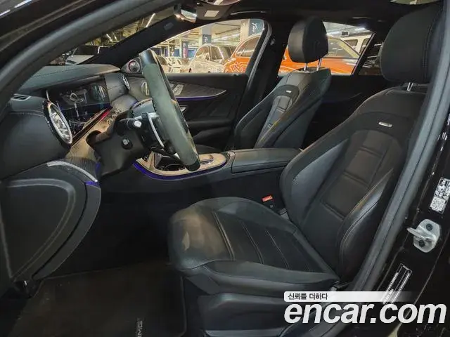 Mercedes-Benz E-Class 2023 — Фото 15/20