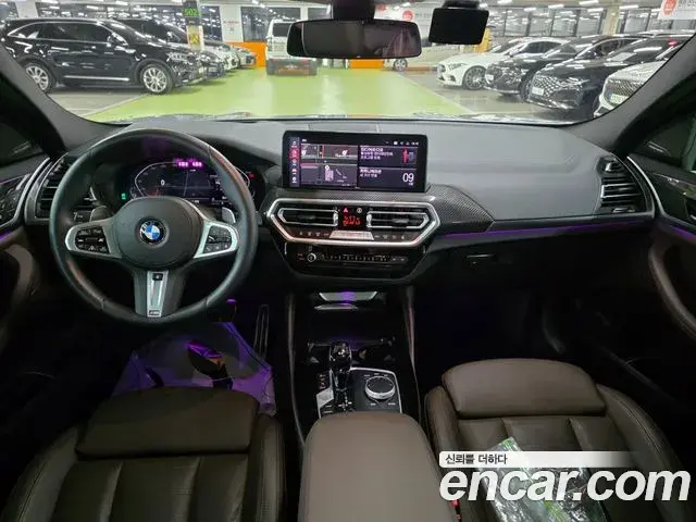 BMW X4 2024 — Фото 10/20