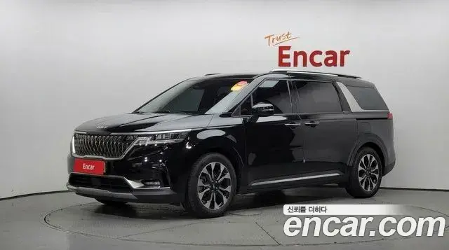 Kia Carnival 2021 — Photo 1/20