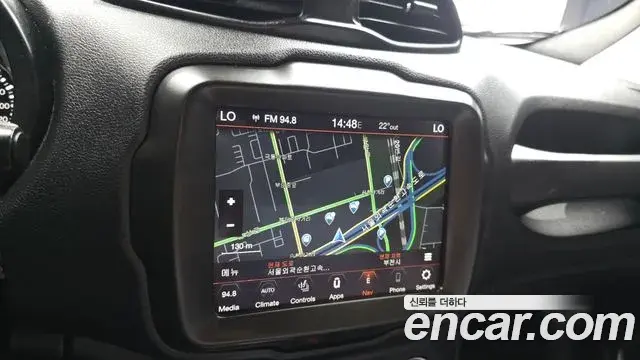 Jeep Renegade 2021 — Фото 15/20